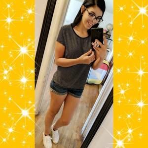 Meet your Posher, Jolene